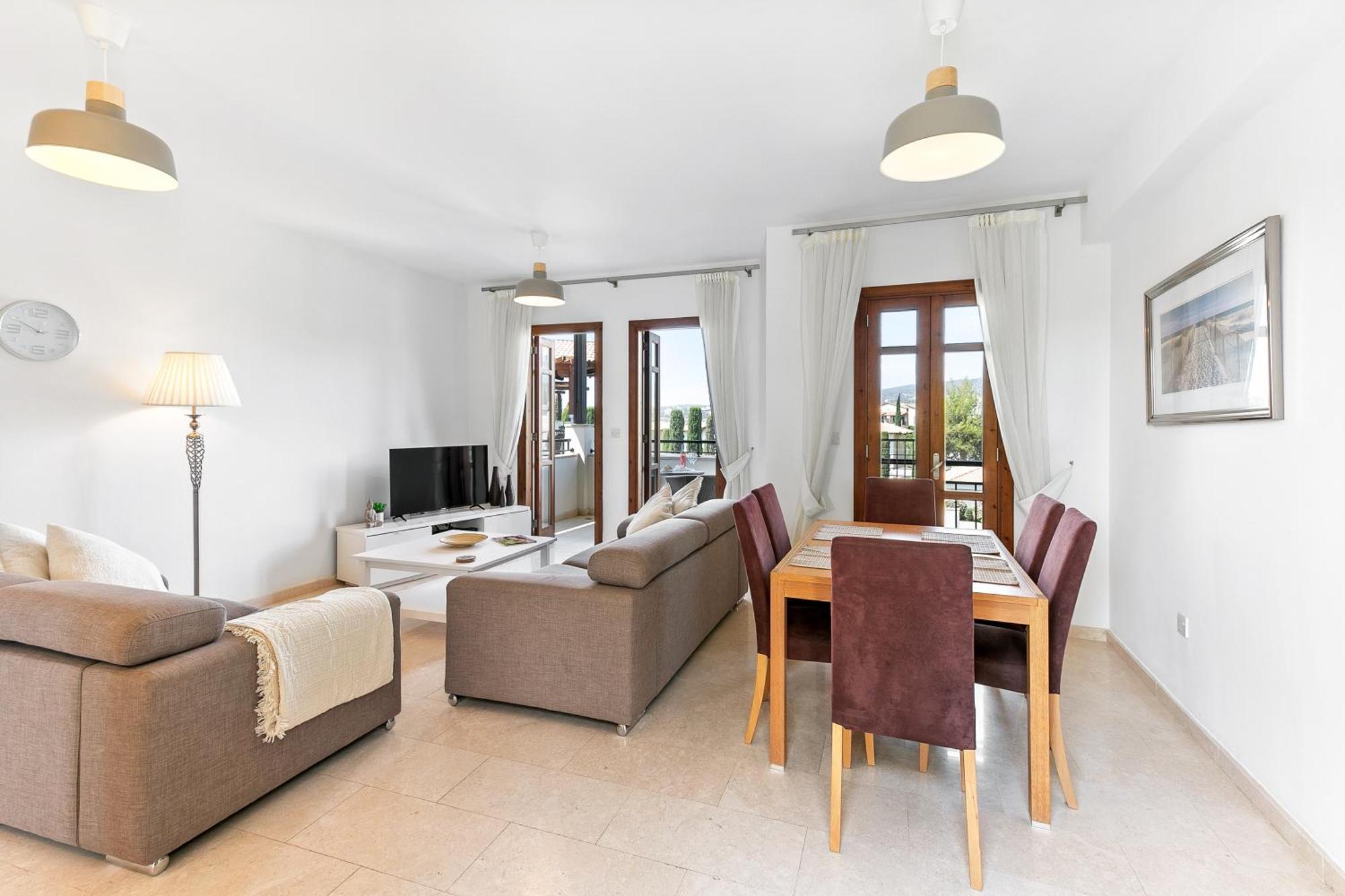 2 Bedroom Apartment Chloe With Communal Pool, Aphrodite Hills Resort Kouklia Exteriér fotografie